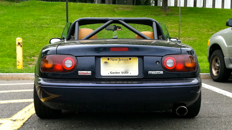 Illustration for article titled 1996 Mazda Miata: The Jalopnik Review